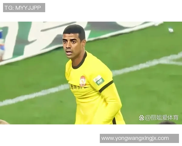 梦幻足球明星在关键时刻射失绝佳机会引发球迷热议与失望