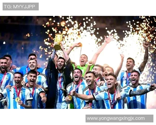 老球迷心中的足球明星究竟是谁让我们一起揭晓他们的传奇故事与辉煌时刻