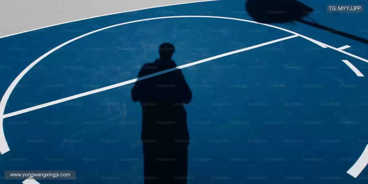 激情碰撞，瞬间点燃！⚽️🏀 锁定我们，见证每一个改写历史的时刻！